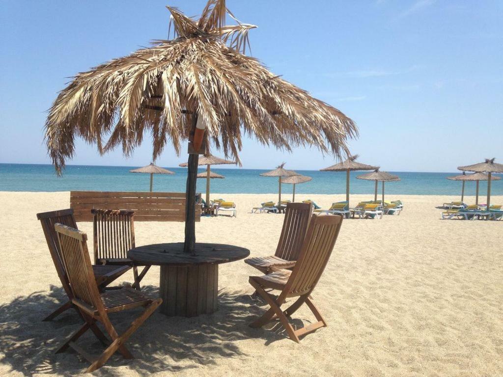 Barcaresa-Villa Vue Mer Acces Direct Plage - Piscine Le Barcares Luaran gambar